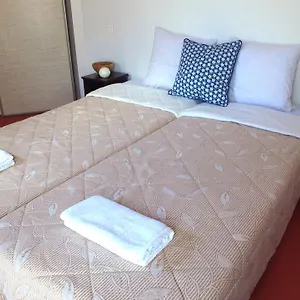 https://vvf-villages-de-mauvezin-du-gers.midi-pyreneeshotels.com